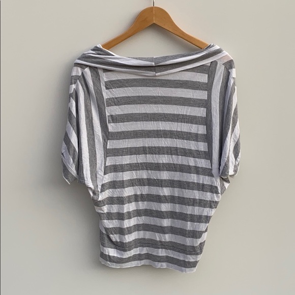 XBundle Large Blouse Bundle - Picture 9 of 10